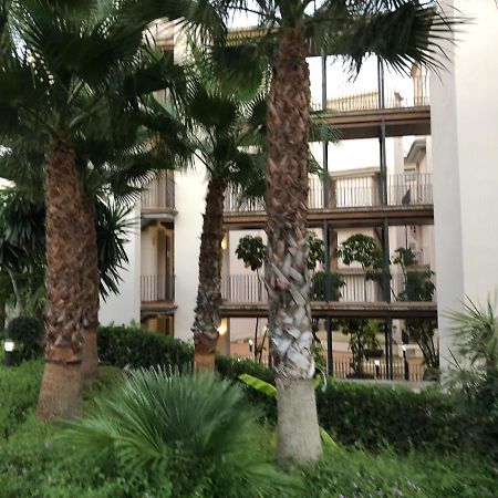 埃斯特波纳Bahia De La Plata公寓 外观 照片