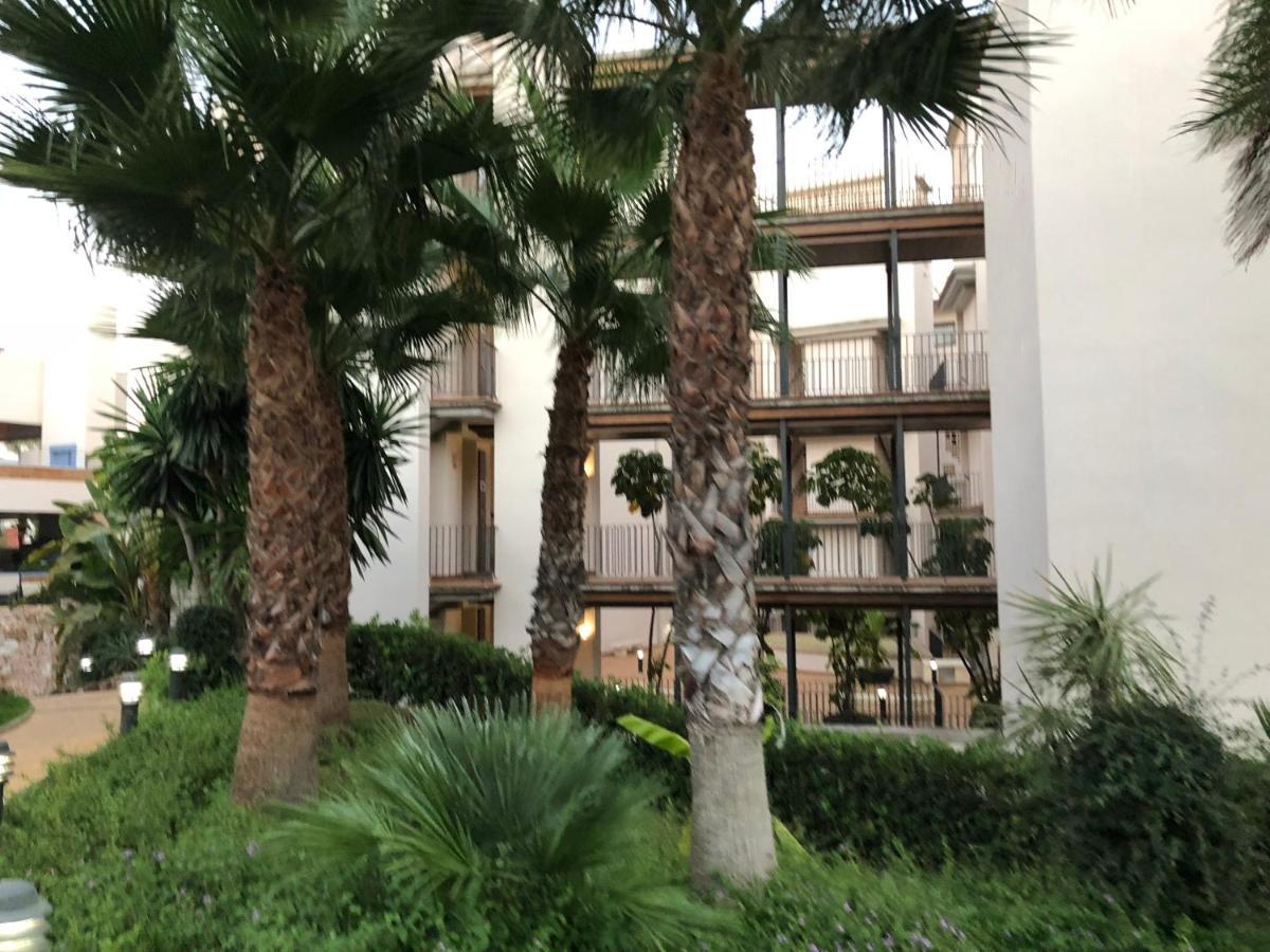埃斯特波纳Bahia De La Plata公寓 外观 照片